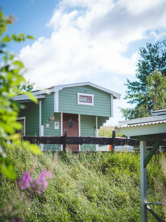 Bjoerkbackens Stugby I Vimmerby Exterior photo